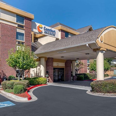Comfort Inn & Suites Suwanee - Sugarloaf Екстер'єр фото