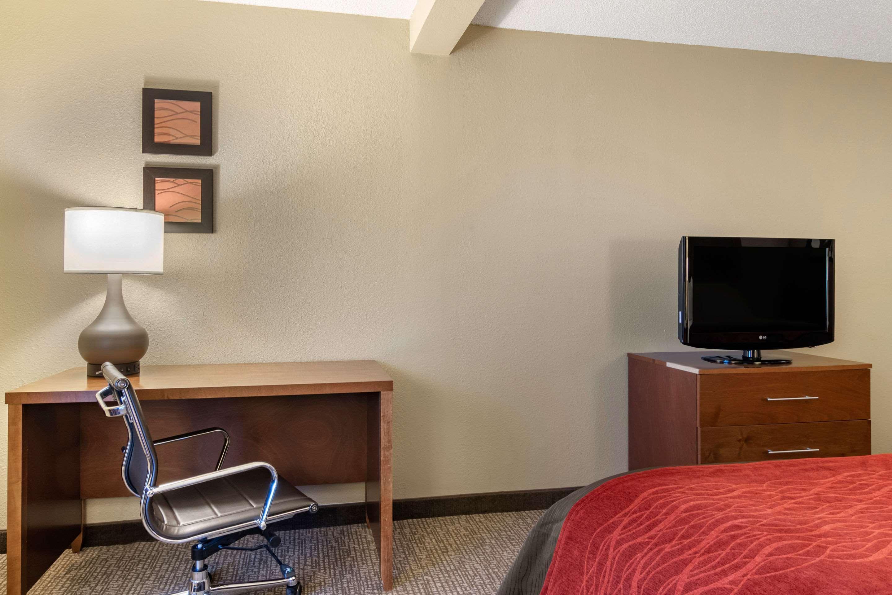 Comfort Inn & Suites Suwanee - Sugarloaf Екстер'єр фото