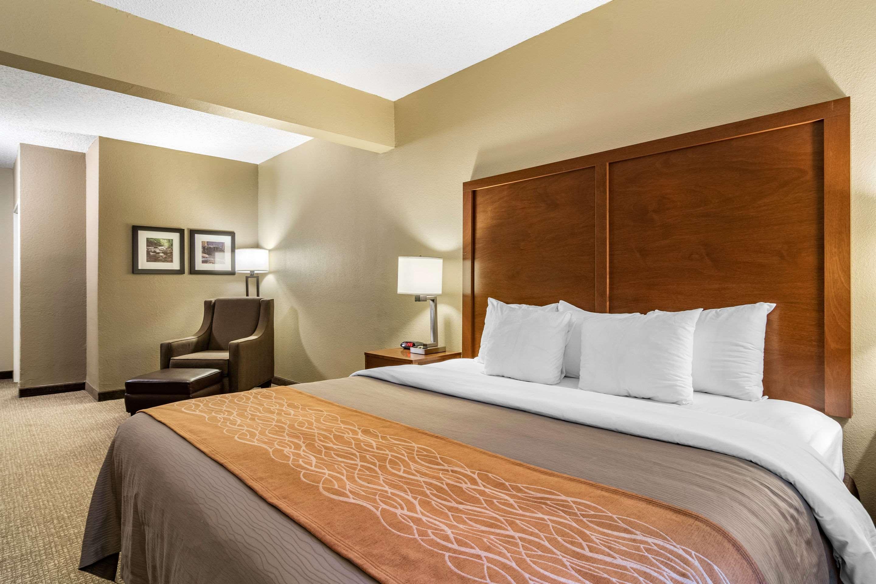 Comfort Inn & Suites Suwanee - Sugarloaf Екстер'єр фото