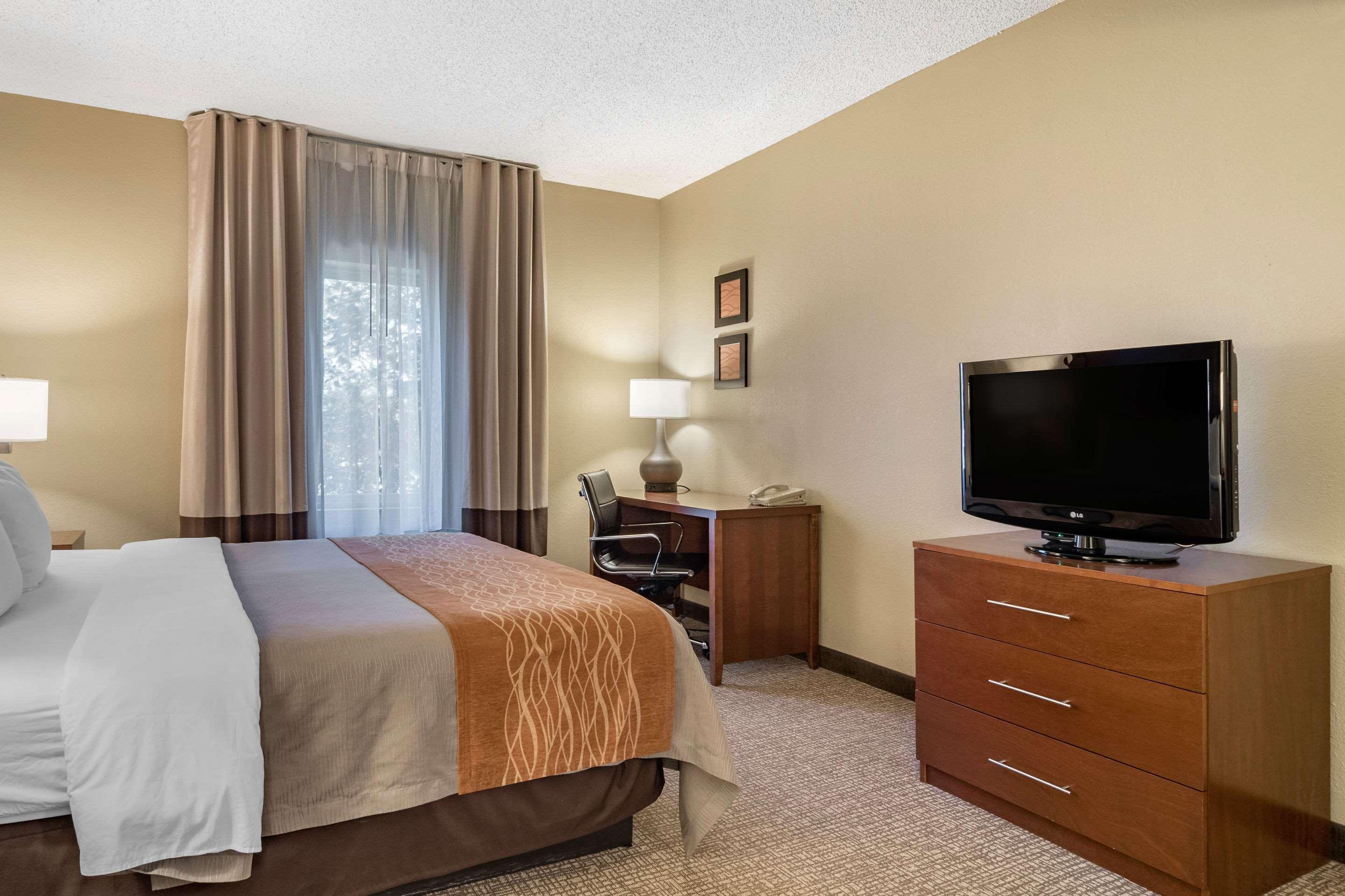 Comfort Inn & Suites Suwanee - Sugarloaf Екстер'єр фото