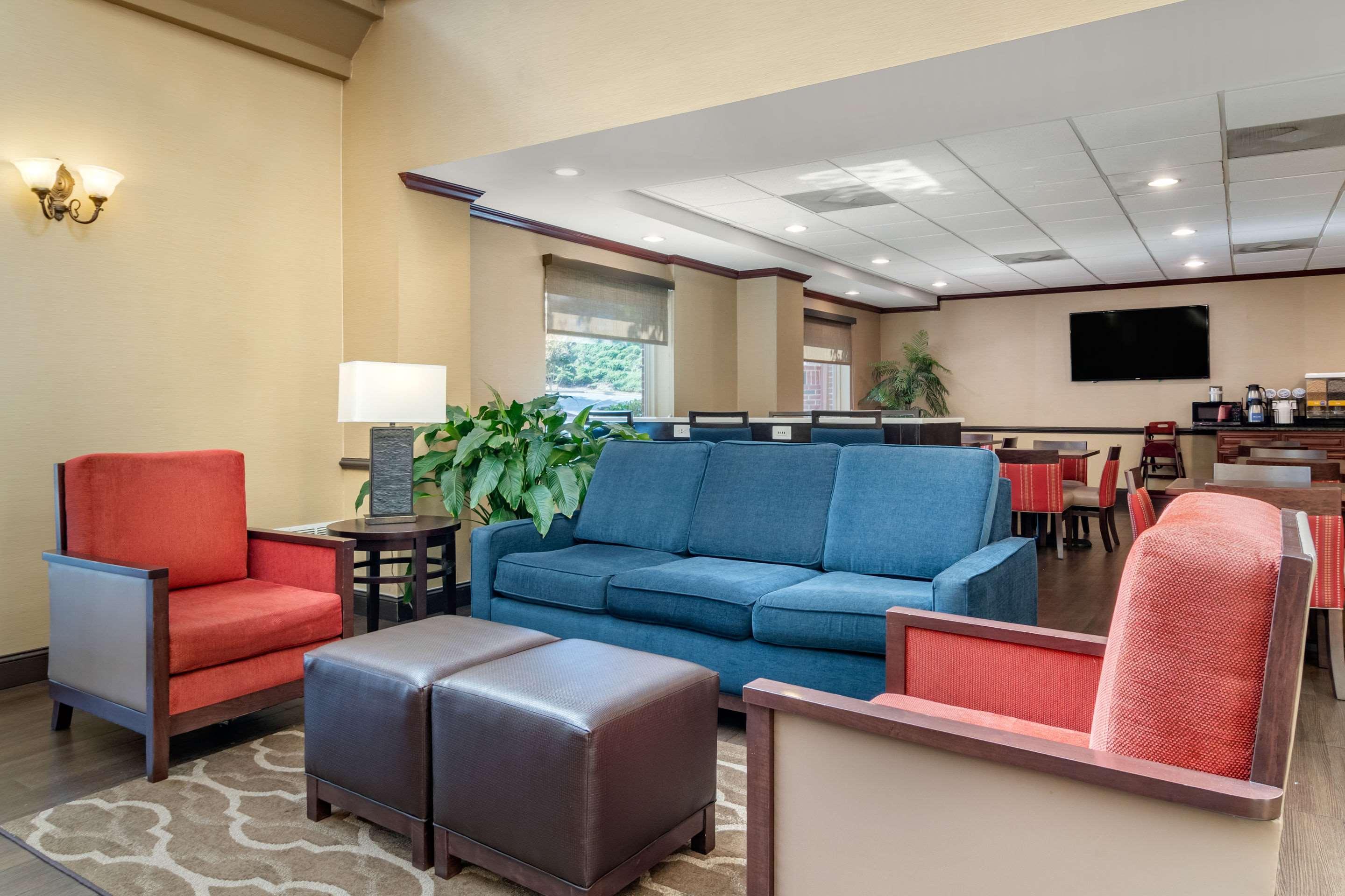 Comfort Inn & Suites Suwanee - Sugarloaf Екстер'єр фото