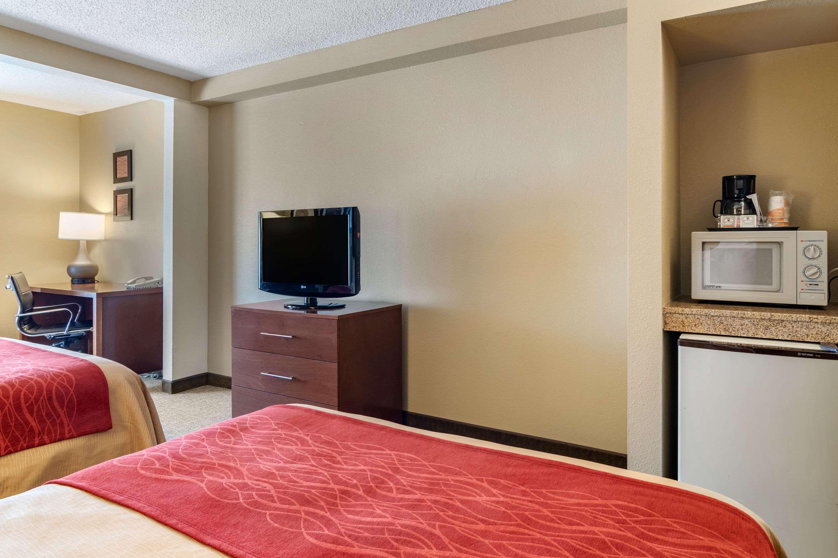 Comfort Inn & Suites Suwanee - Sugarloaf Екстер'єр фото
